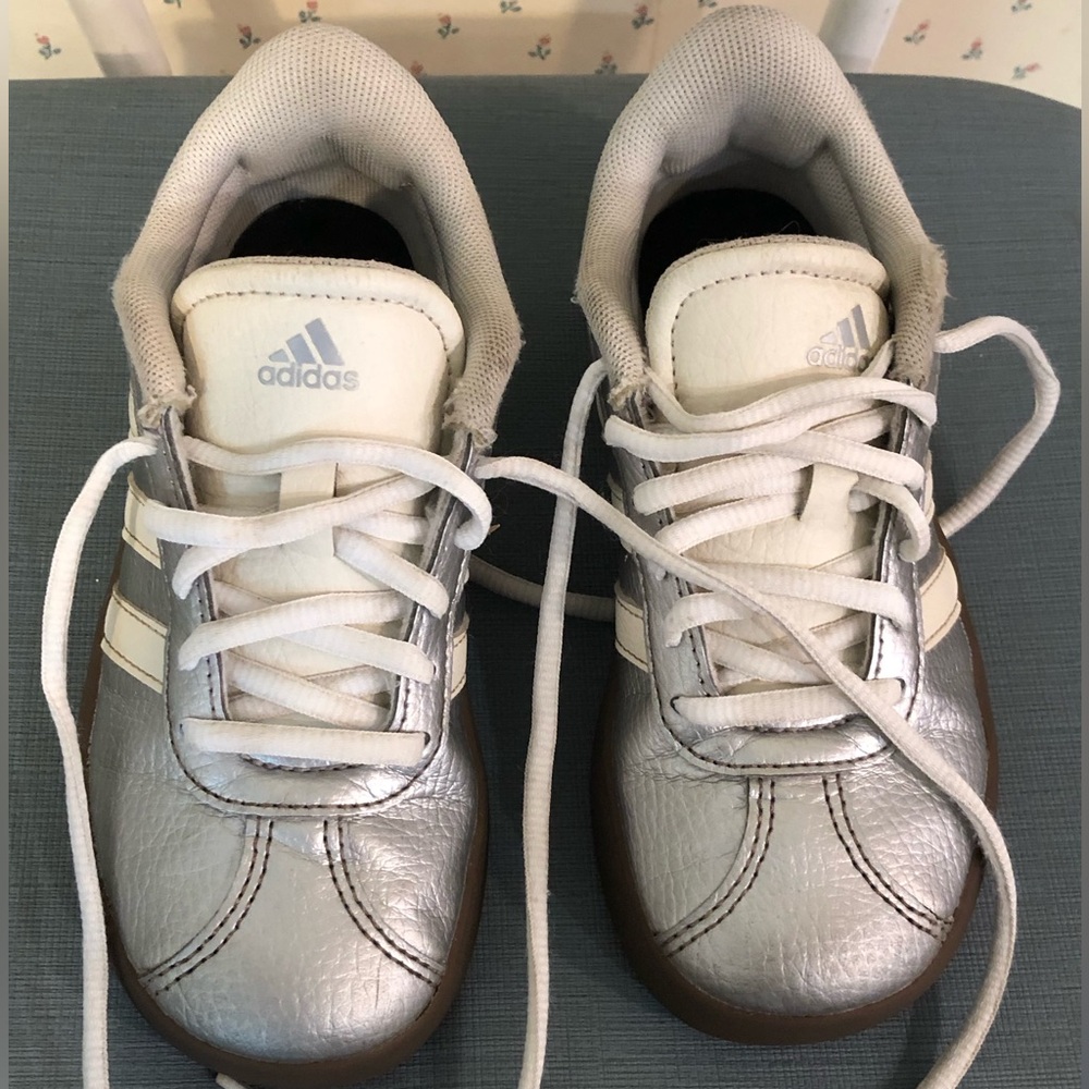 adidas Kids Silver and White Sneakers with Brown Outsole